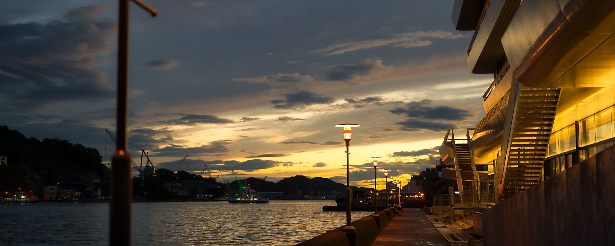 尾道市役所から見る夕景